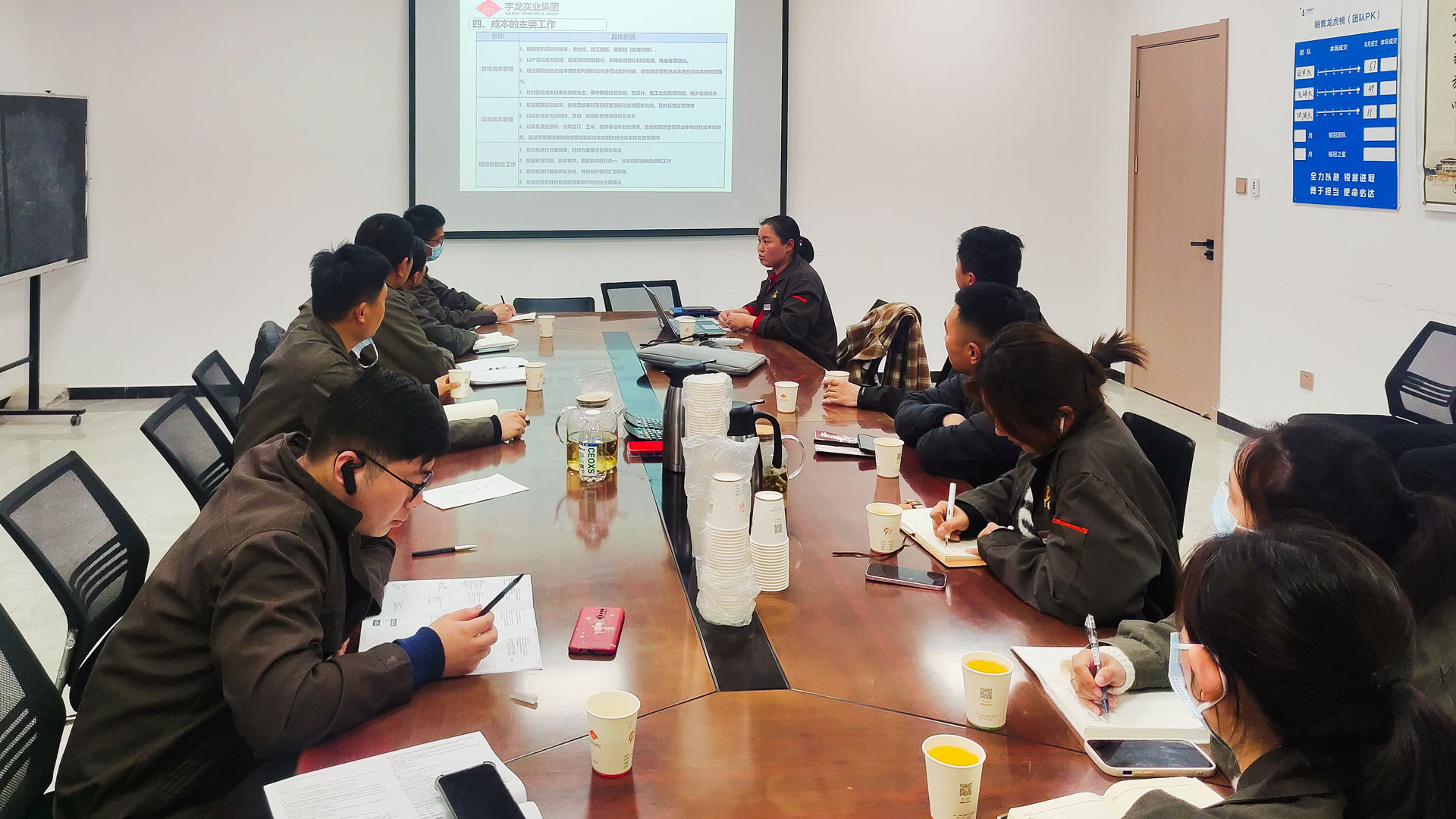 1679630410896778.jpg 向成本要效益-(1).jpg