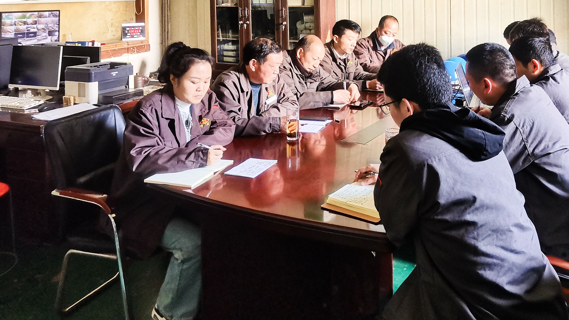 1680225622931147.jpg 強(qiáng)化安全意識-(2).jpg