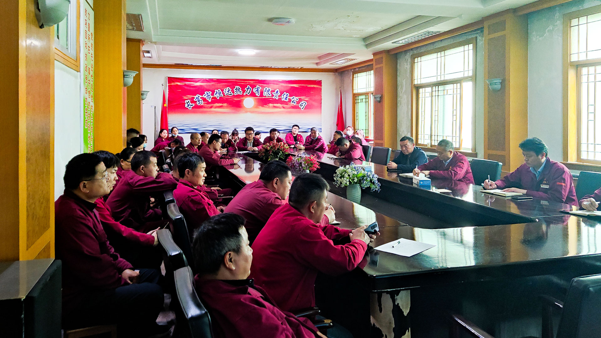 1681808697611297.jpg 開展員工安全意識(shí)提升教育培訓(xùn)1.jpg